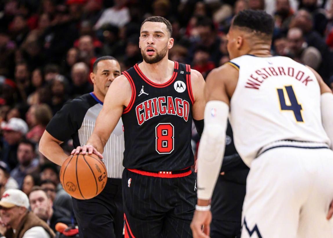 开云真人娱乐官网 -包含莱万多夫斯基爆冷击败湖人，挺进下一轮引爆全场！的词条