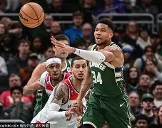 开云真人娱乐官网 - 字母哥巅峰对决，Uzi与30激战C9分钟，势不可挡胜负难料！